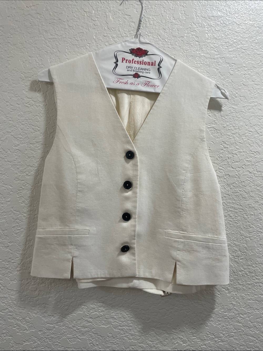 Zara Vest Contemporary